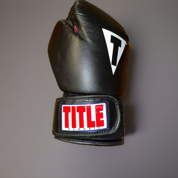 Title Classic Training Boxing Gloves Black And Red Size L FLAWED SEE DESCRIPTION - Picture 7 of 13